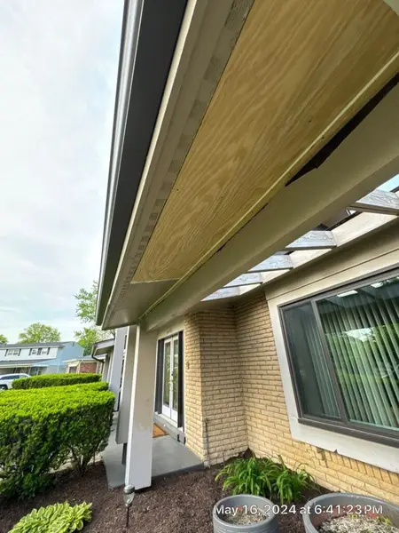 Soffit Repair and Replacement in Farmington Hills