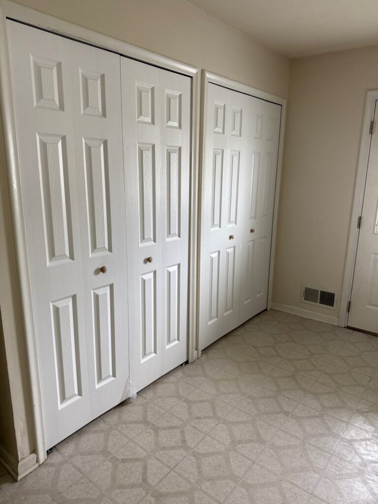 Bifold Door Installation and Painting Services in Farmington Hills