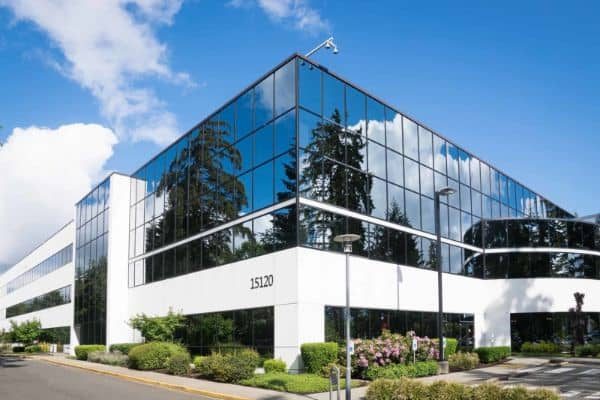commercial-property-maintenance-1.jpg